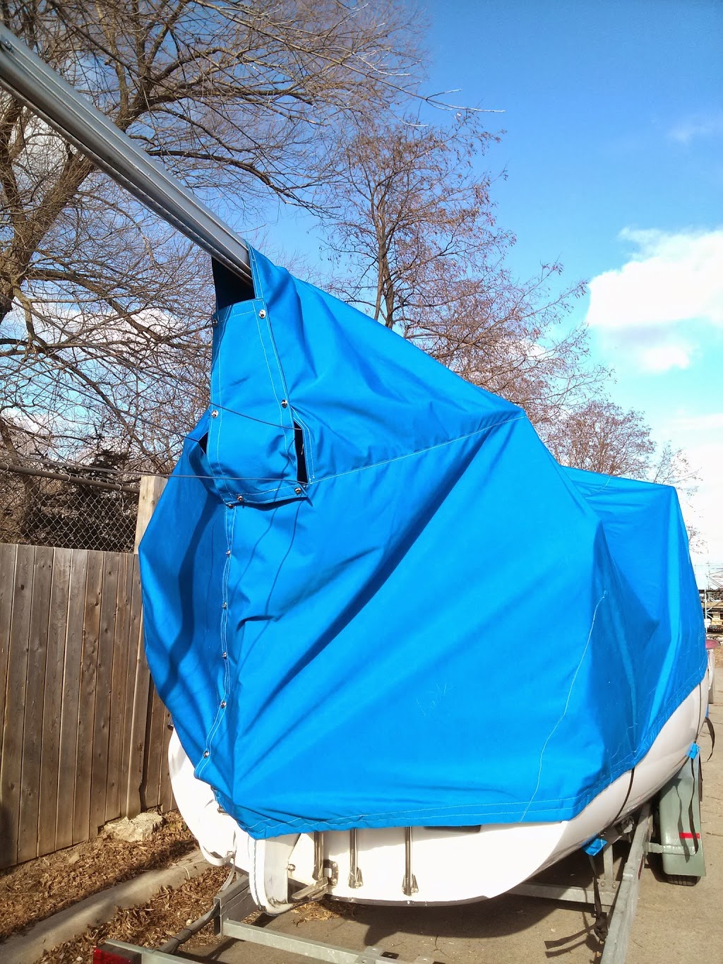 Moe Sews Niagaras Custom Canvas | 6720 Russell St, Niagara Falls, ON L2J 1R1, Canada | Phone: (905) 341-3380