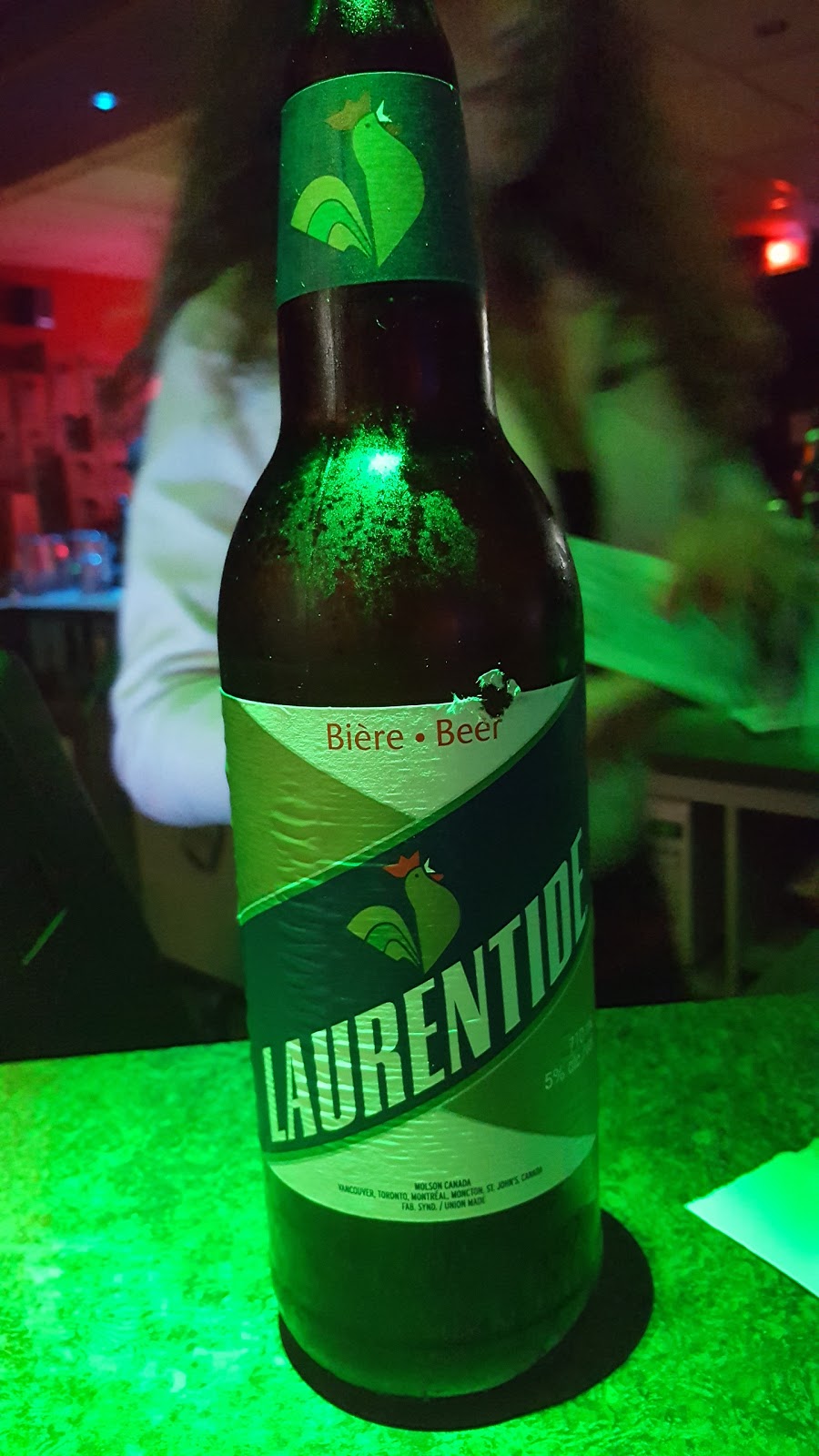 Bar M | 3044 Route Lagueux, Saint-Étienne-de-Lauzon, QC G6J 1K2, Canada | Phone: (418) 836-0224