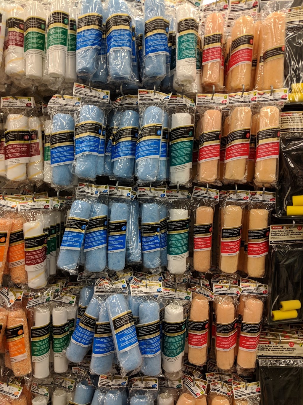 Dollarama | 1589 Kenaston Blvd, Winnipeg, MB R3P 2N3, Canada | Phone: (204) 489-4323