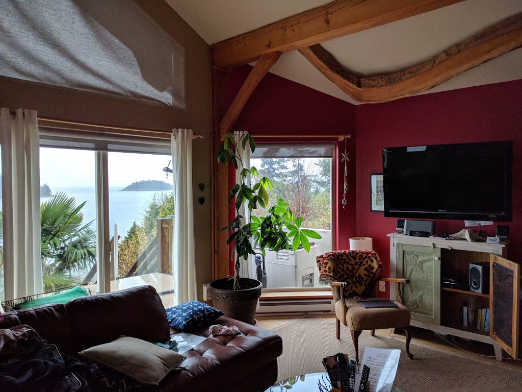 Starfish Studio | 6231 Sunshine Coast Hwy, Sechelt, BC V0N 3A7, Canada | Phone: (604) 885-7112
