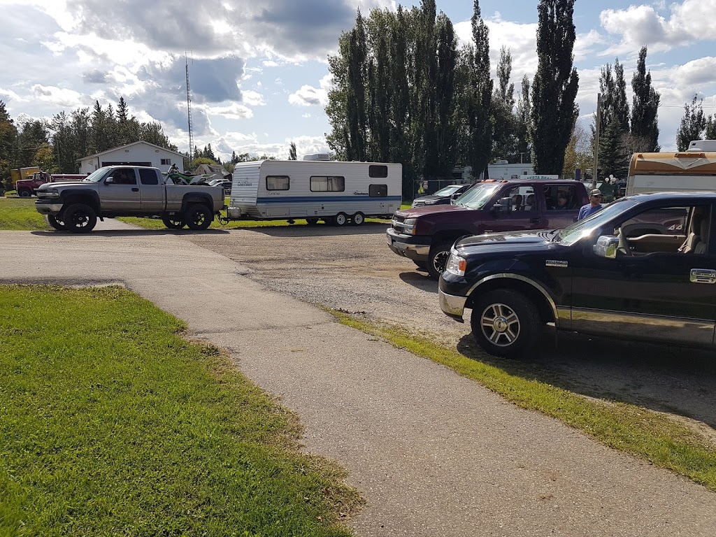 Alberta Beach Camp Ground | 4919 46a Ave, Alberta Beach, AB T0E 0A0, Canada | Phone: (780) 924-2333