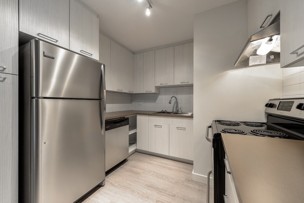Cedarville Apartments | 17139 69 Ave NW, Edmonton, AB T5T 2W6, Canada | Phone: (780) 413-6529