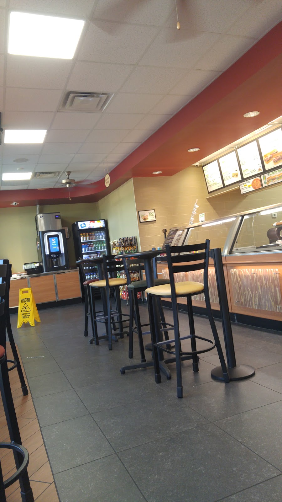 Subway | 2224 Walker Rd Suite 10, Windsor, ON N8W 5L7, Canada | Phone: (519) 258-8088