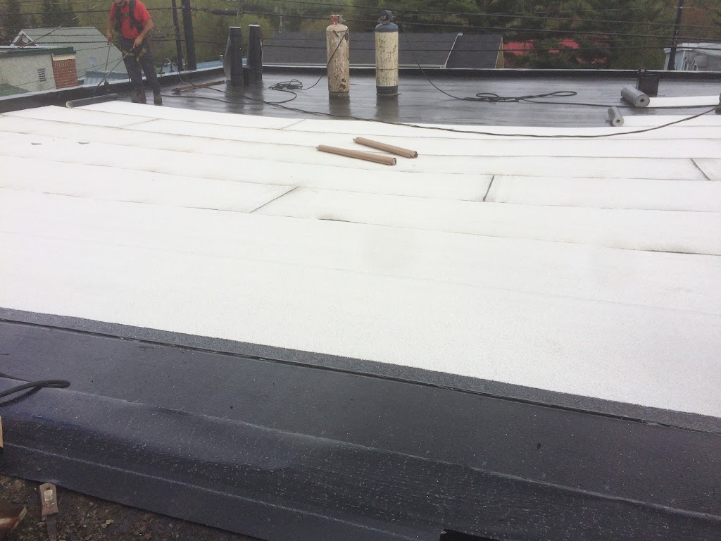 Toiture de La Lièvre | 4366 Chem. de la Lièvre N, Mont-Laurier, QC J9L 0P1, Canada | Phone: (819) 660-1116