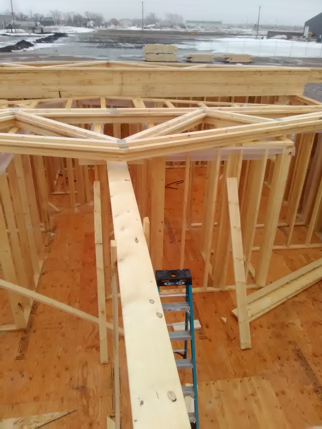 Matix Lumber | 4987 Portage Avenue West, Headingley, MB R4H 1C7, Canada | Phone: (204) 889-6500