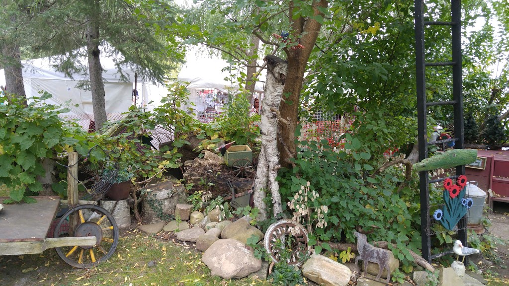 Grannys Boot Antiques | 4034 Victoria Ave, Vineland, ON L0R 2C0, Canada | Phone: (905) 562-7055