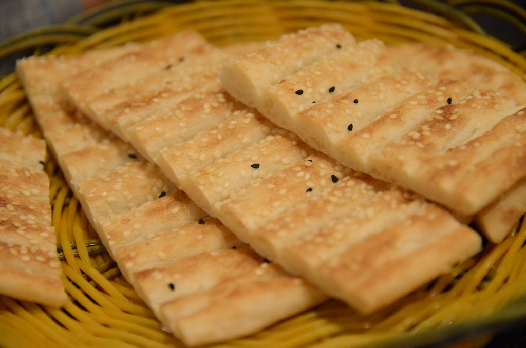 khorasan Bakery | 565 Markham Rd, Scarborough, ON M1H 2A3, Canada | Phone: (416) 439-8700