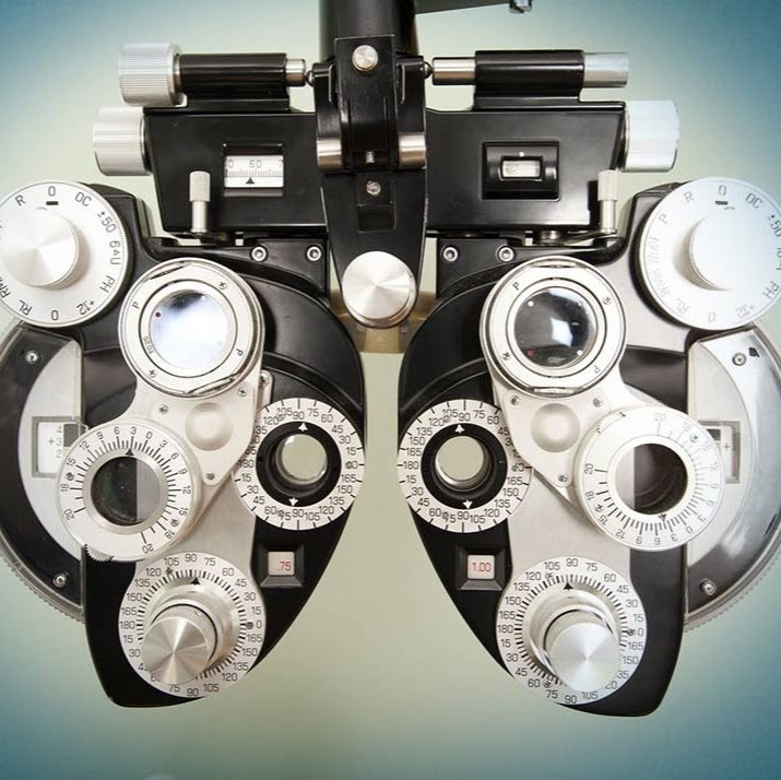 Gloucester Family Optometrists | 1427 Ogilvie Rd, Gloucester, ON K1J 8M7, Canada | Phone: (613) 745-5588