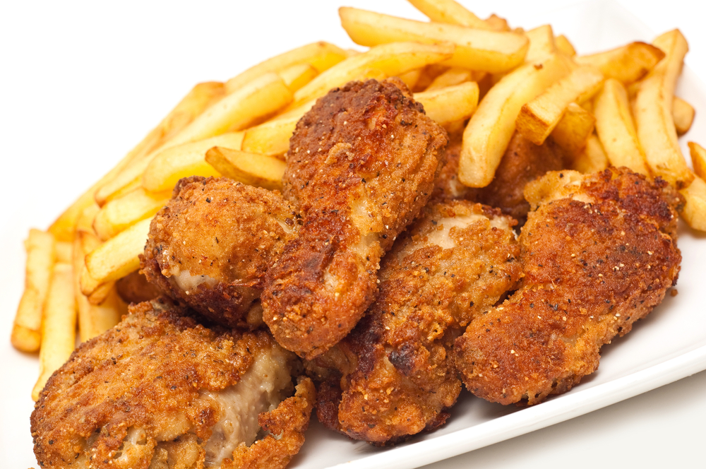 Juniors Restaurant | 785 St Marys Rd, Winnipeg, MB R2M 3N9, Canada | Phone: (204) 256-6571
