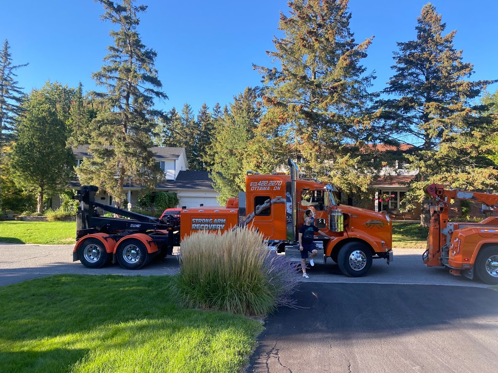 K&A Xtreme Heavy Towing & Diesel Repair | 1600 Greenwood Rd, Pembroke, ON K8A 6W3, Canada | Phone: (613) 585-3555