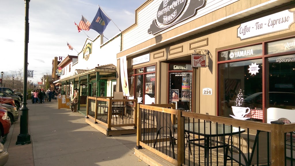Texas Gate / Rockyview Hotel | 304 1 St W, Cochrane, AB T4C 1A5, Canada | Phone: (403) 932-6666