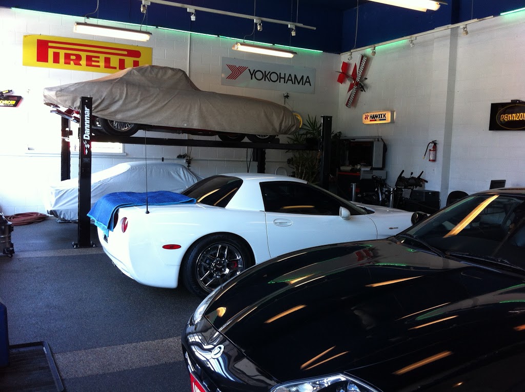 De Vellis Auto Centre Ltd | 124 E Columbia St, New Westminster, BC V3L 3V8, Canada | Phone: (604) 524-3688