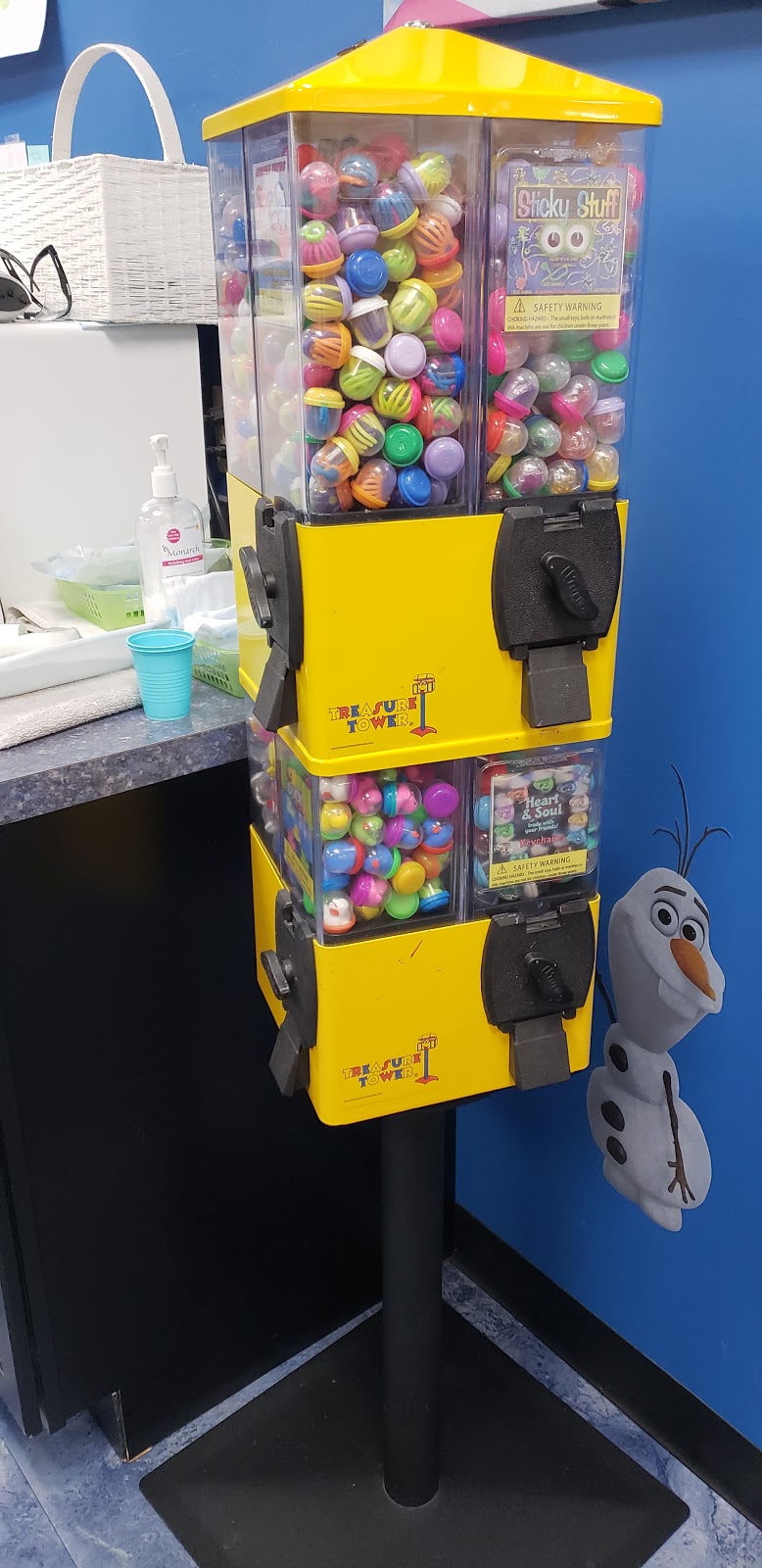 Just 4 Me Pediatric Dentistry | 1660 Hopkins Rd # 107, Getzville, NY 14068, USA | Phone: (716) 688-7721