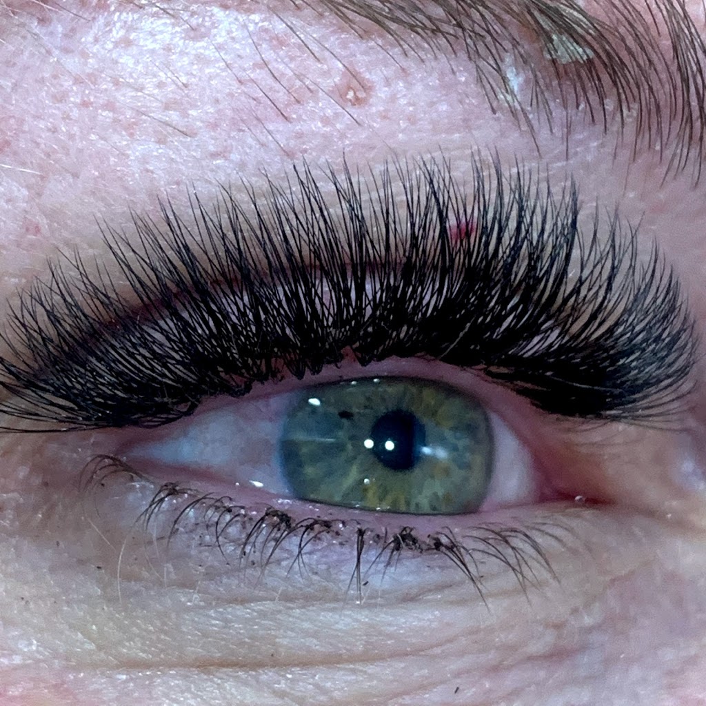 Jenny Nails & Lashes | 1304 Harmony Rd N, Oshawa, ON L1H 7K5, Canada | Phone: (905) 723-0202