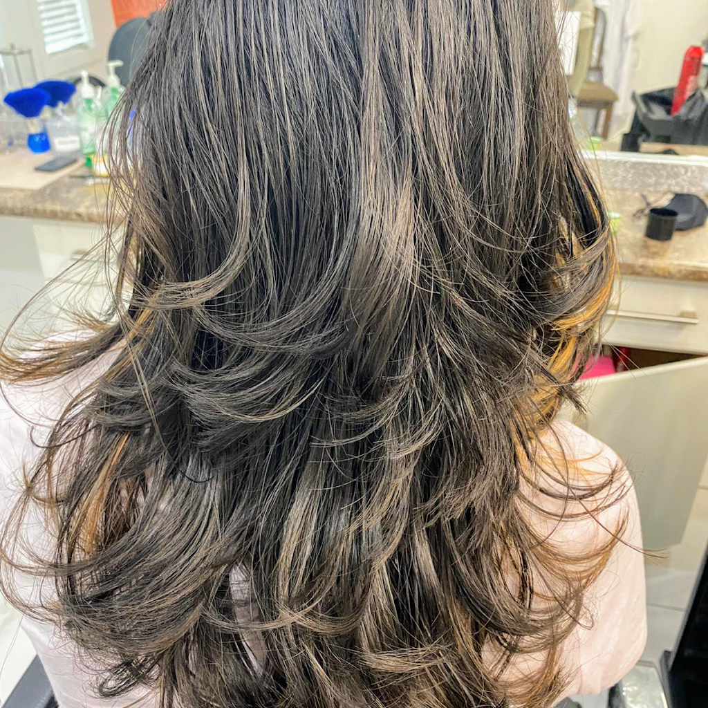 Sakhi beauty salon | 3244 Clearbrook Rd, Abbotsford, BC V2T 4N7, Canada | Phone: (778) 989-8600
