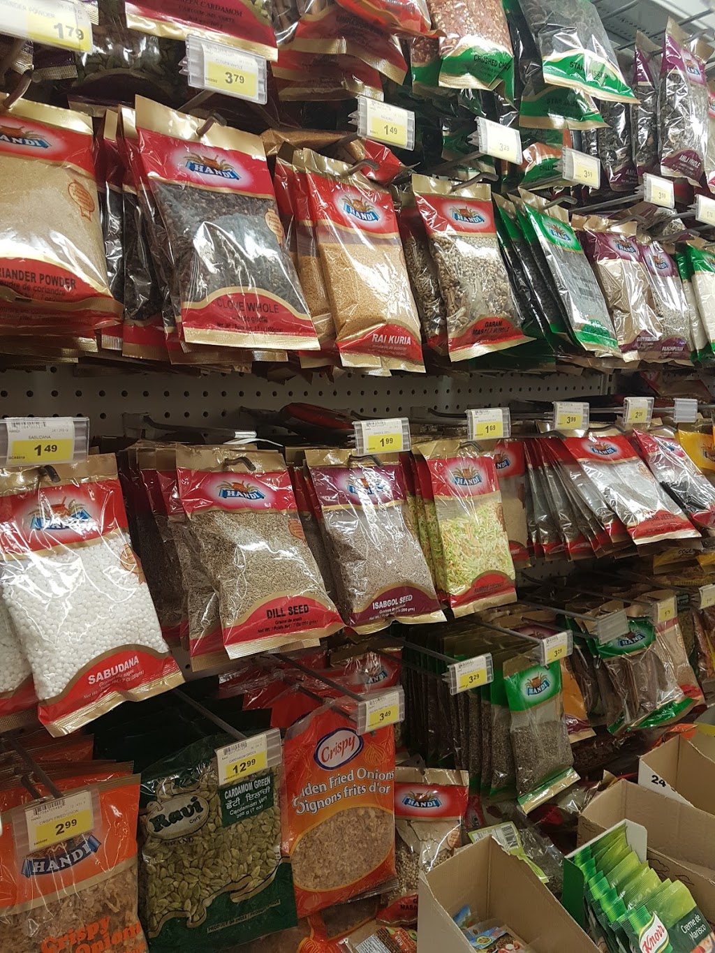 Luckys Supermarket | 1303 Jefferson Ave, Winnipeg, MB R2P 1S7, Canada | Phone: (204) 285-8011