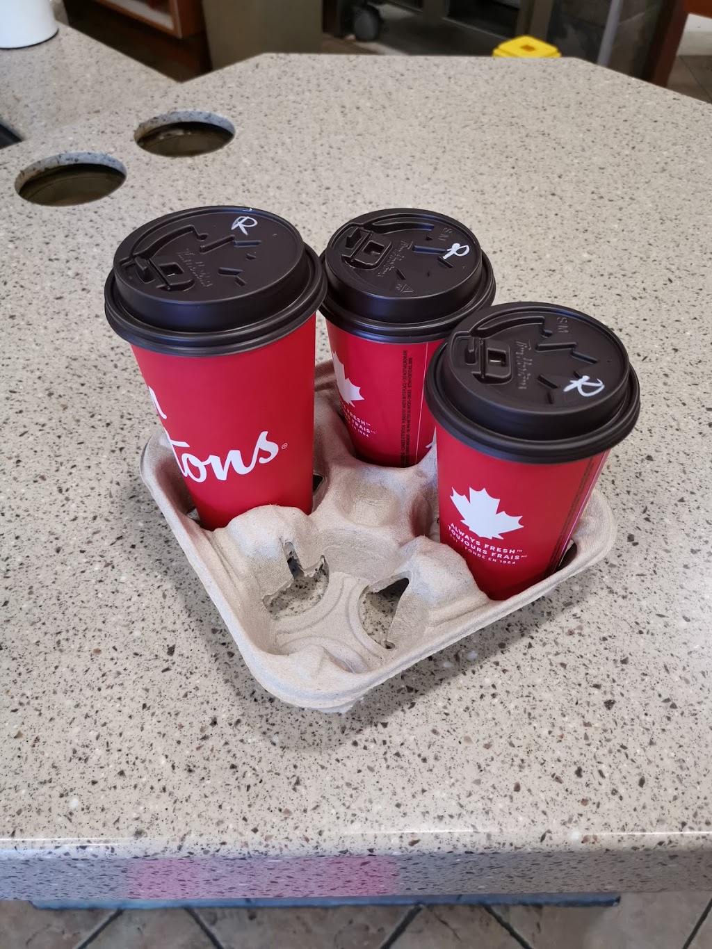 Tim Hortons | 23 Lindsay St, Fenelon Falls, ON K0M 1N0, Canada | Phone: (705) 887-4070