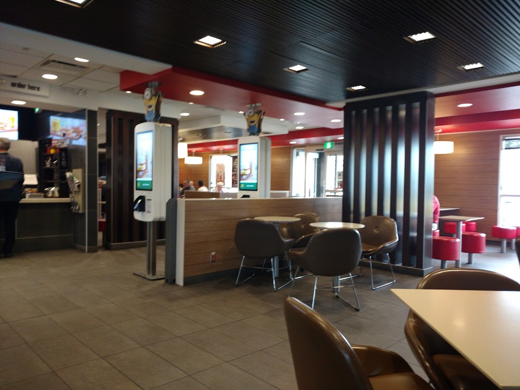 McDonalds | 425 Nathaniel St, Winnipeg, MB R3M 3X1, Canada | Phone: (204) 949-6031