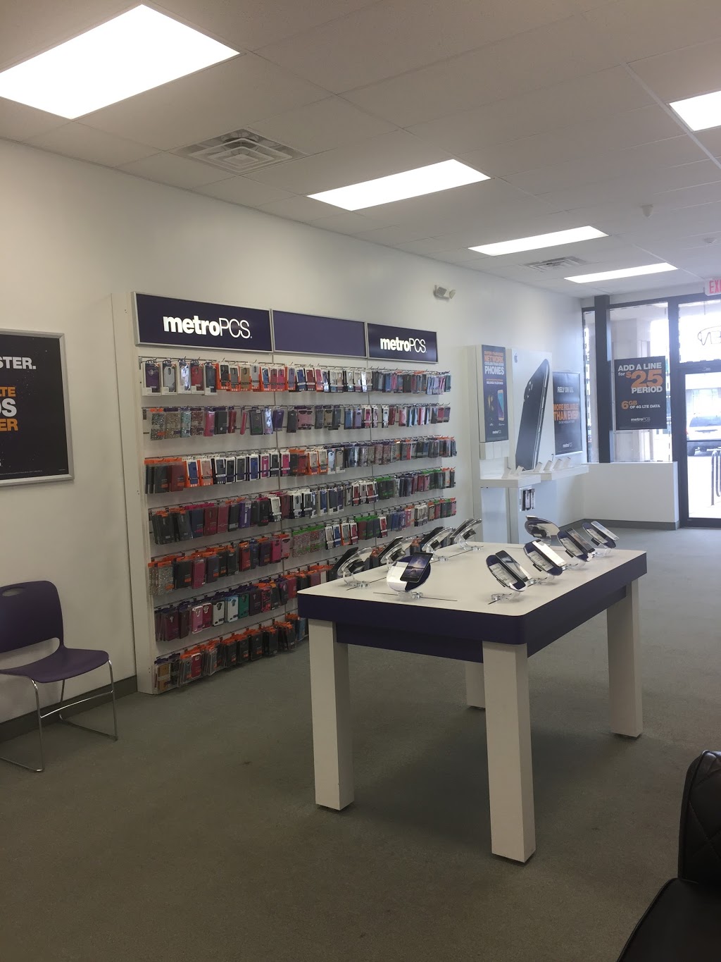 Metro by T-Mobile | 2305 Delaware Ave, Buffalo, NY 14216, USA | Phone: (716) 877-8500