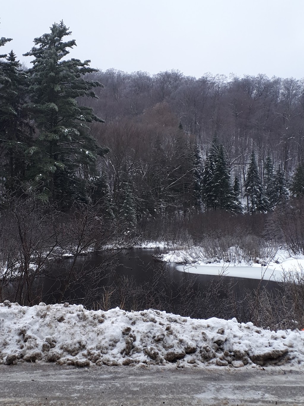 LAutre Versant | 180 Chemin Tamaracouta, Mille-Isles, QC J0R 1A0, Canada | Phone: (450) 431-7575