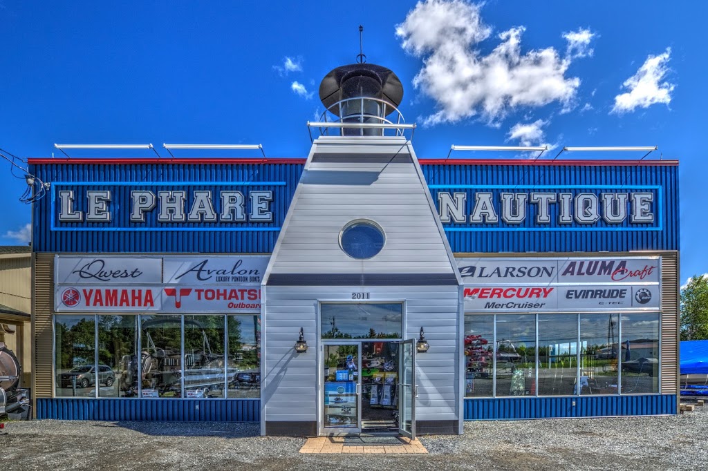 Le Phare Nautique | 2011 QC-222, Saint-Denis-de-Brompton, QC J0B 2P0, Canada | Phone: (819) 846-2240