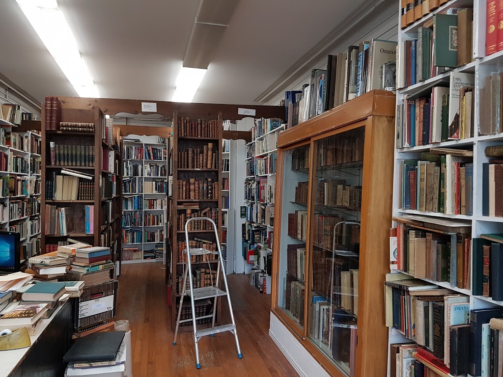 Schooner Books Ltd. | 5378 Inglis St, Halifax, NS B3H 1J5, Canada | Phone: (902) 423-8419