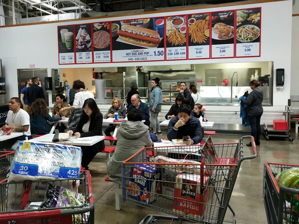 Costco Food Court | 50 Queen Elizabeth Blvd, Etobicoke, ON M8Z 1M1, Canada | Phone: (416) 251-2832