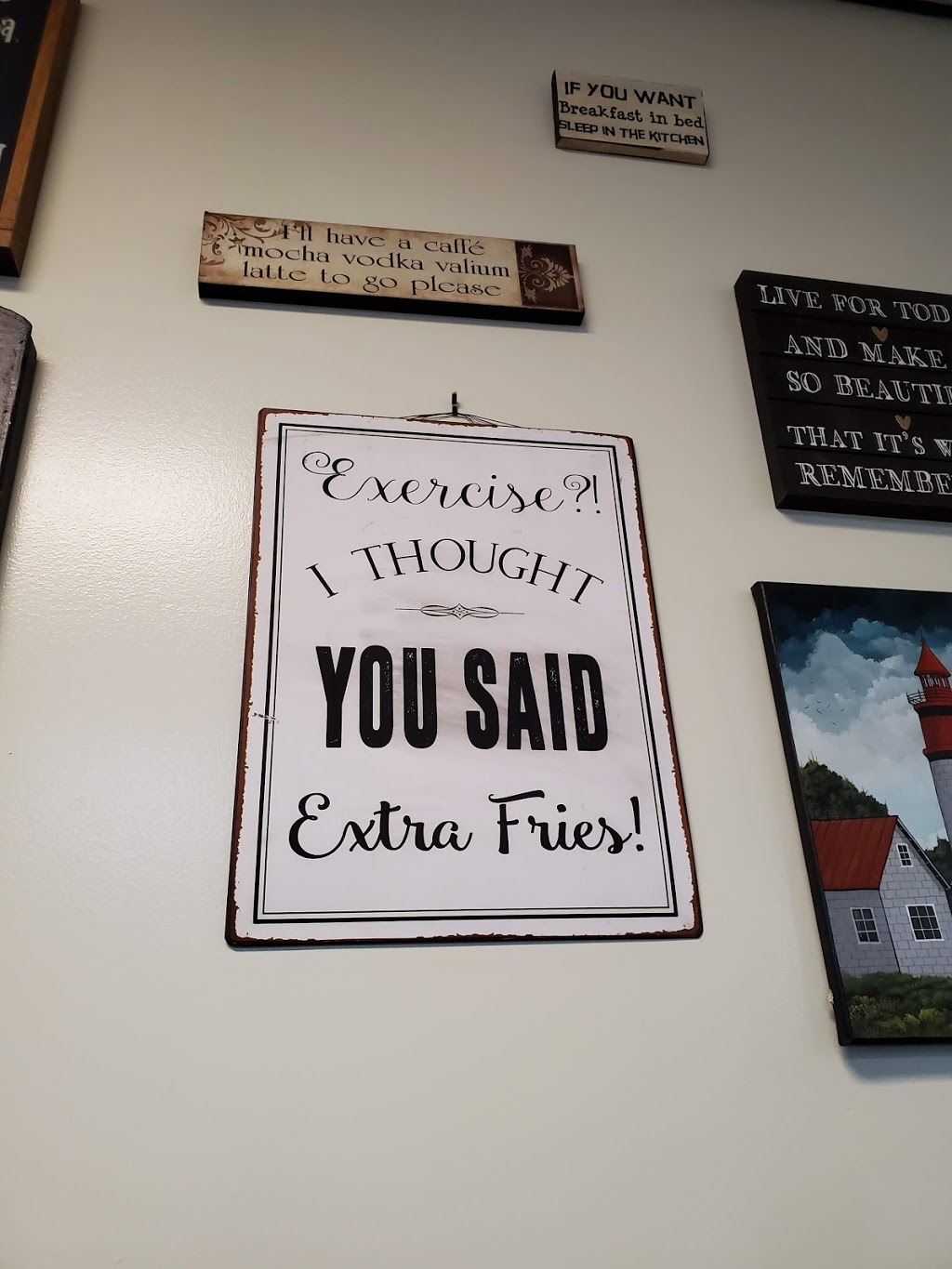 Mamas In The Kitchen | 4728 47 St, Alberta Beach, AB T0E 0A0, Canada | Phone: (780) 924-2468