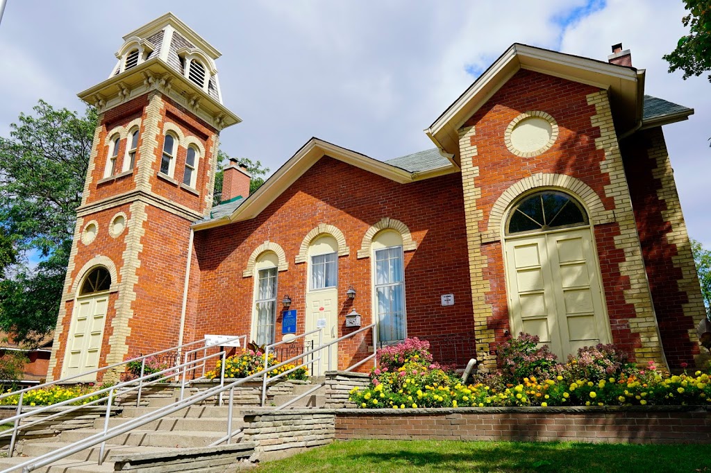 Streetsville Kinsmen Senior Citizens Centre | 321 Queen St S, Mississauga, ON L5M 1M3, Canada | Phone: (905) 542-2887