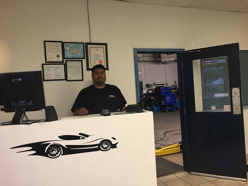 Eds Automotive | 1982 Dundas St unit 4, London, ON N5V 1P5, Canada | Phone: (519) 457-3333