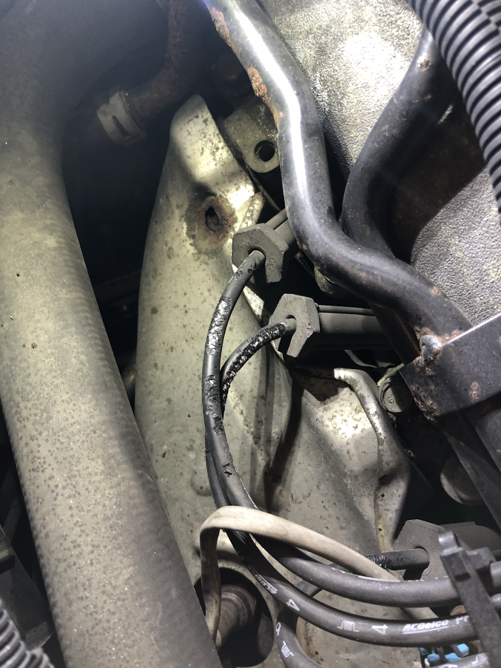 Roy Robbins Service Centre | 170 Thompson Rd, London, ON N5Z 2Y6, Canada | Phone: (519) 432-1054