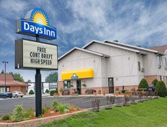 Days Inn by Wyndham Wallaceburg | 76 McNaughton Ave, Wallaceburg, ON N8A 1R9, Canada | Phone: (519) 627-0781