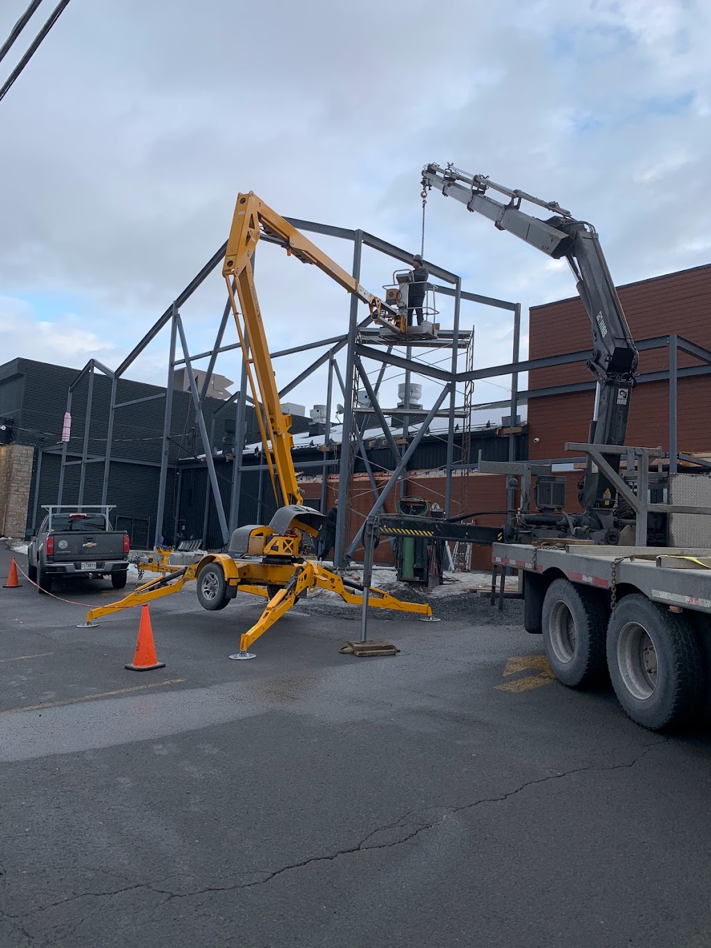 Intermetal | 701 Chem. Larocque, Salaberry-de-Valleyfield, QC J6T 6M6, Canada | Phone: (450) 377-5533