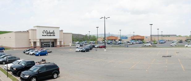 Complexe Angrignon | 6821 Blvd. Newman #6801, LaSalle, QC H8N 1X1, Canada | Phone: (514) 363-9413