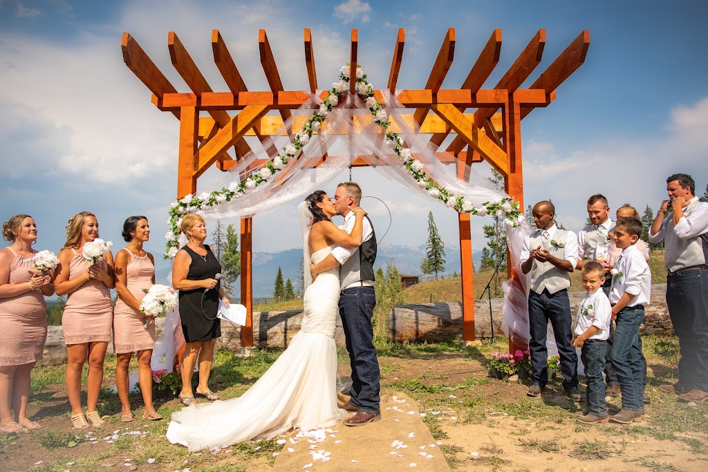 House of the Friesians | 3054 Houlgrave Rd, Invermere, BC V0A 1K5, Canada | Phone: (250) 342-1270