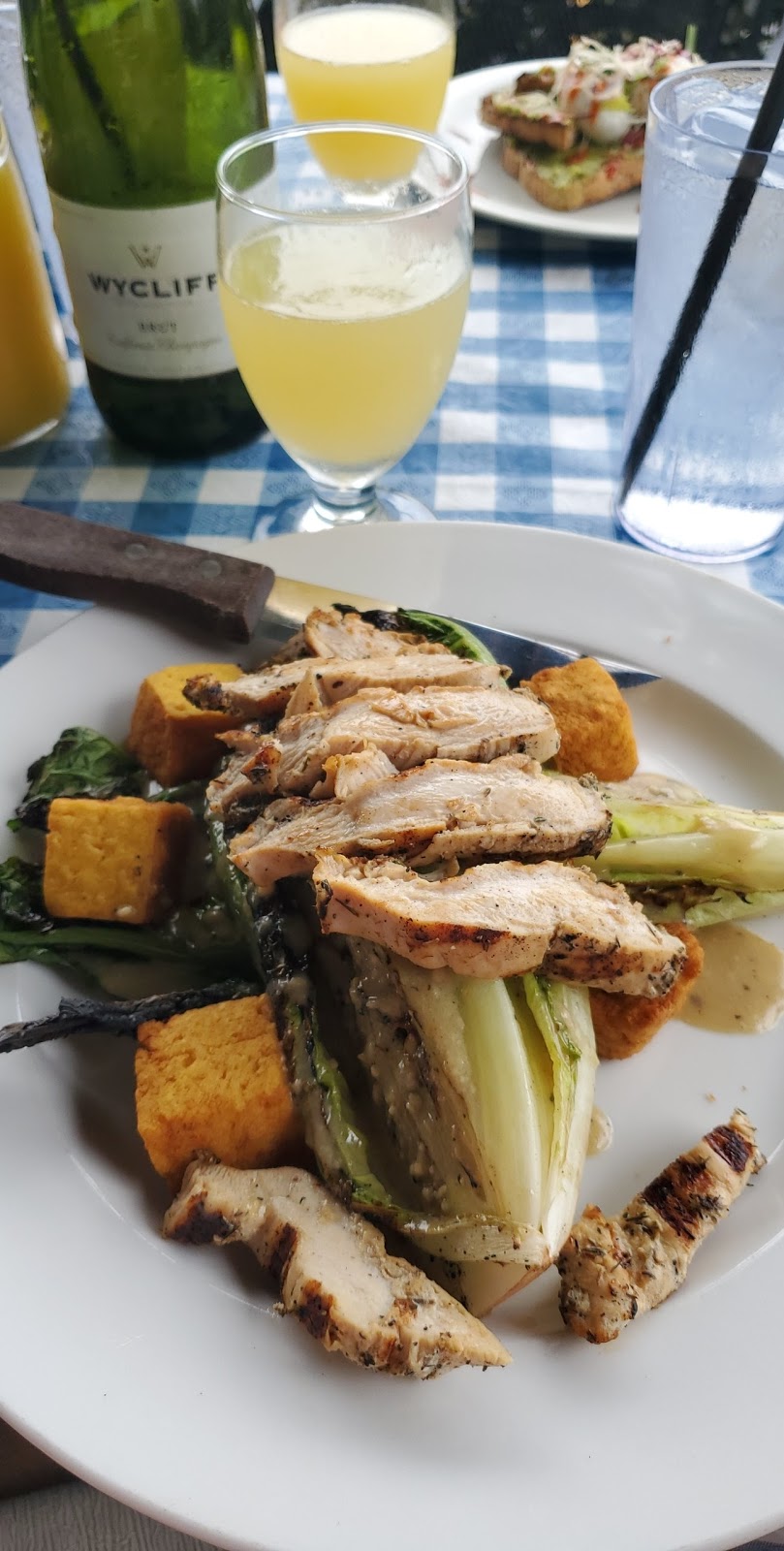 The Steer Restaurant & Saloon | 3151 Main St, Buffalo, NY 14214, USA | Phone: (716) 838-0478