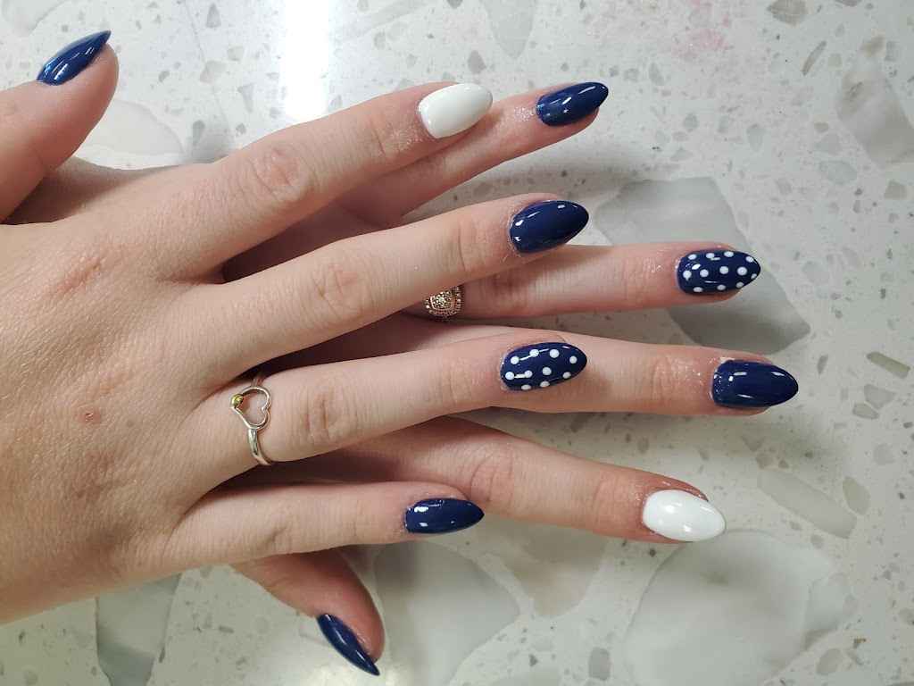 Model nails | 1119 St Marys Rd, Winnipeg, MB R2M 3T7, Canada | Phone: (204) 254-5303