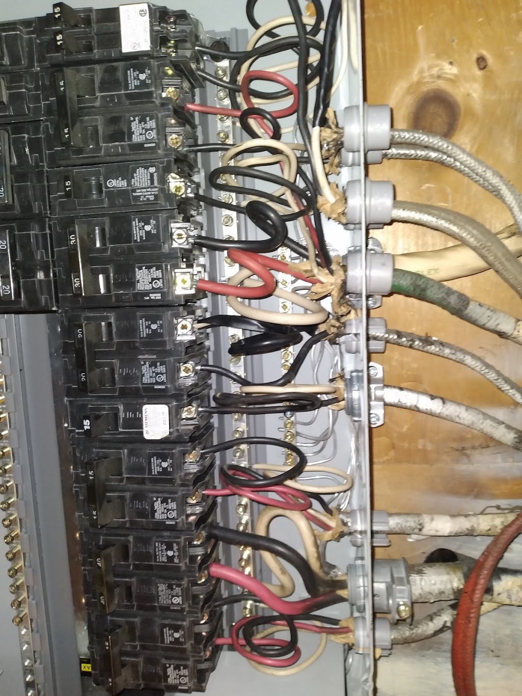 Rocha Electrical Services | Brampton, ON L6X 4K9, Canada | Phone: (416) 858-2941