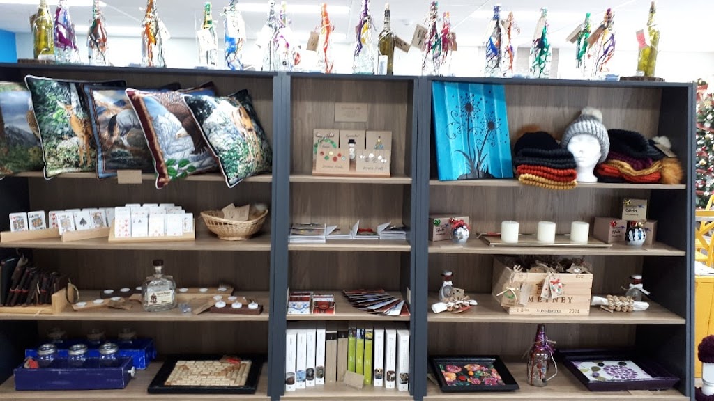 Boutique APHK | 655 Rue Taché, Saint-Pascal, QC G0L 3Y0, Canada | Phone: (418) 492-7149