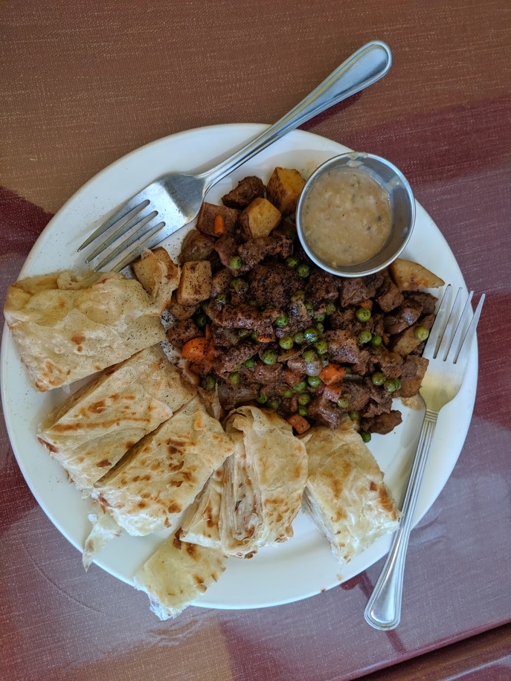 Shifa restaurant | 1115 Cobden Rd, Ottawa, ON K2C 2Z1, Canada | Phone: (613) 829-1953
