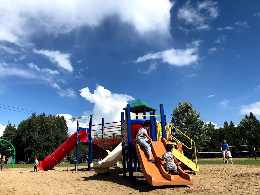 Camping St-Félicien | 2206 Bd du Jardin, Saint-Félicien, QC G8K 2N8, Canada | Phone: (418) 679-1719