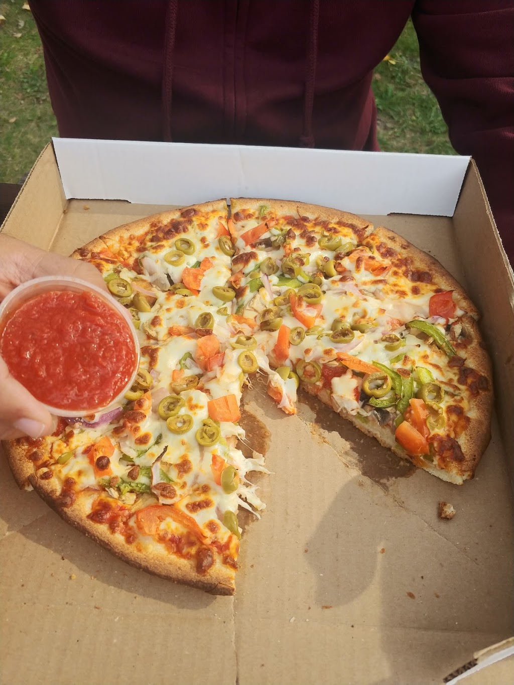 Luigis Pizzeria | 32 King St E, Bobcaygeon, ON K0M 1A0, Canada | Phone: (705) 738-2223