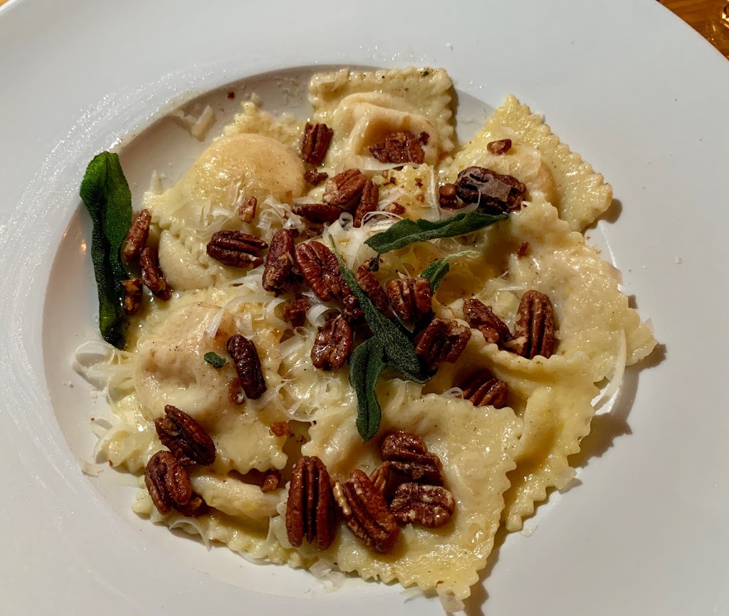 The Artisan House | 21 West Street S, Huntsville, ON P1H 1P2, Canada | Phone: (705) 787-0662