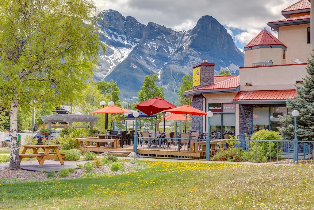 Chez Francois Restaurant and patio | 1716 Bow Valley Trail, Canmore, AB T1W 2X3, Canada | Phone: (403) 678-6111