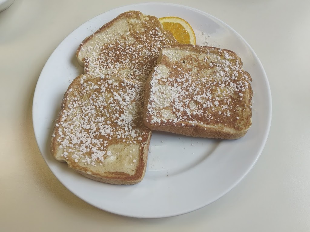 Norma Dees Kitchen | 11-17 Athabasca Ave, Devon, AB T9G 1G5, Canada | Phone: (780) 987-2345
