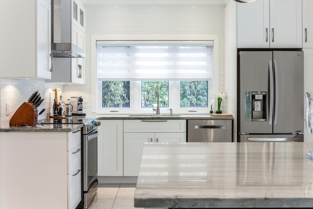 Rénovations Larocque | 964 Boulevard Curé-Labelle, Laval, QC H7V 2V5, Canada | Phone: (450) 687-3740