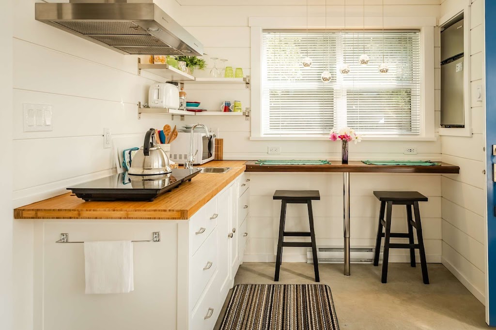 The Small House Plan | 1427 Lands End Rd, North Saanich, BC V8L 5K1, Canada | Phone: (250) 888-9447