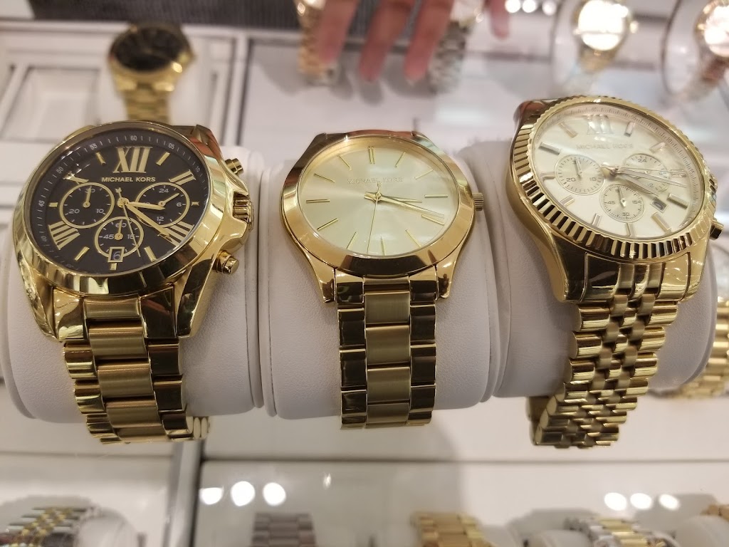 Michael Kors | 1485 Portage Ave Unit 203A, Winnipeg, MB R3G 0W4, Canada | Phone: (204) 783-6565