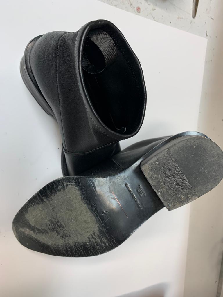 Quick Heel & Sole | 285 Geneva Street Located In: Fairview Mall, St. Catharines, ON L2N 2G1, Canada | Phone: (905) 646-9503