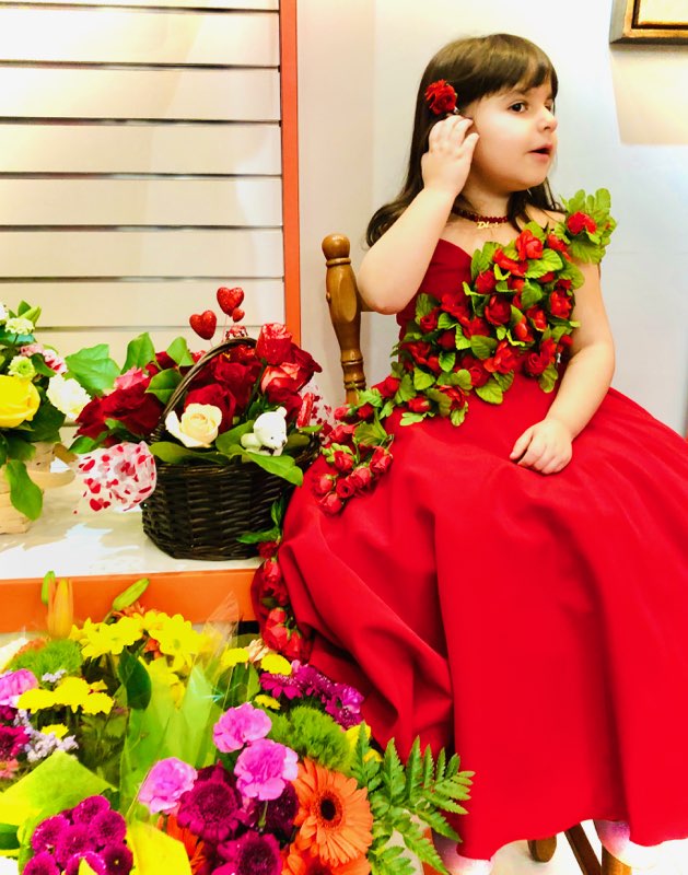 Friends Flowers | 32900 S Fraser Way #183, Abbotsford, BC V2S 5A1, Canada | Phone: (604) 859-4331